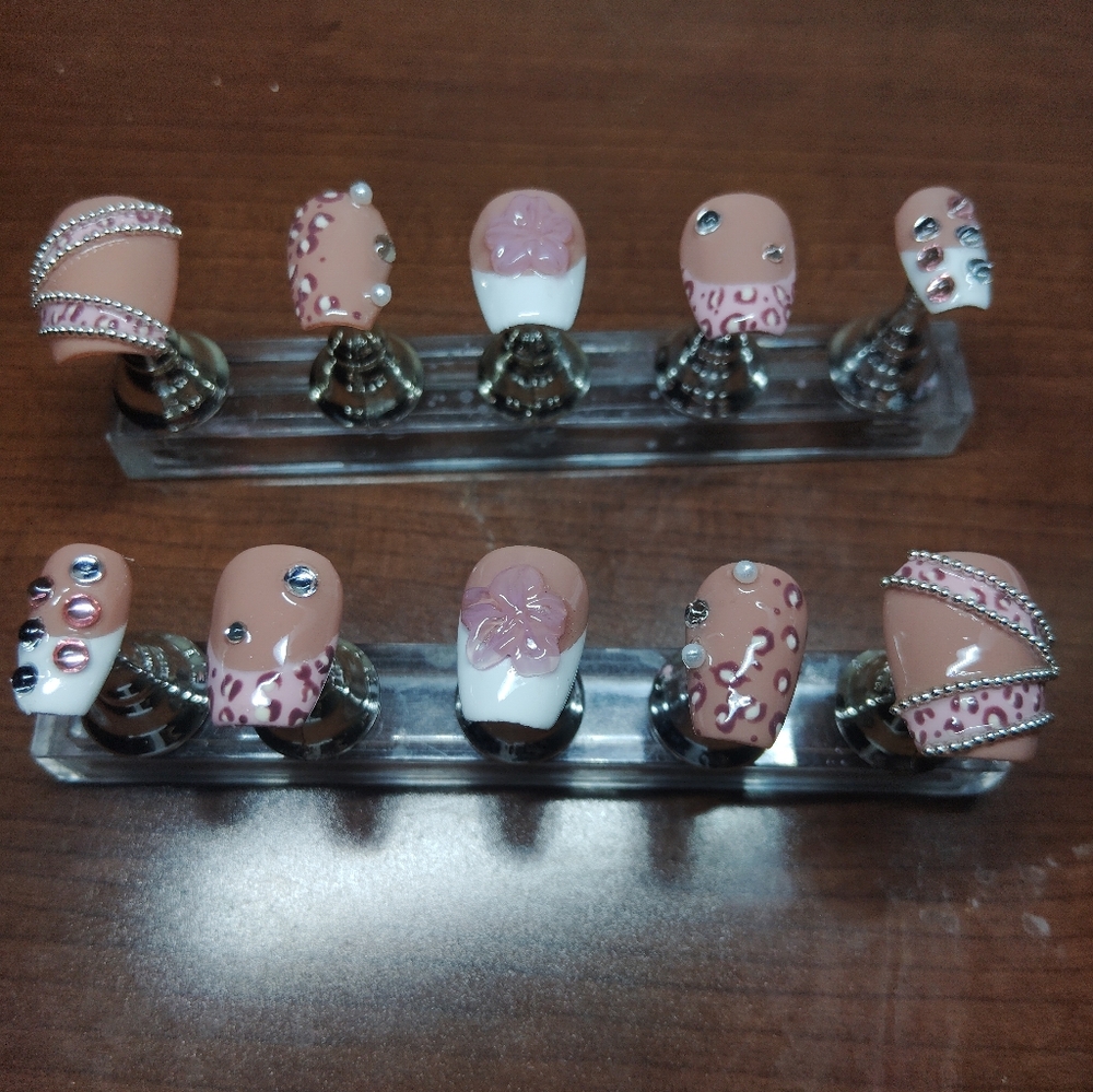 Handmade Nude And Pink Press Ons